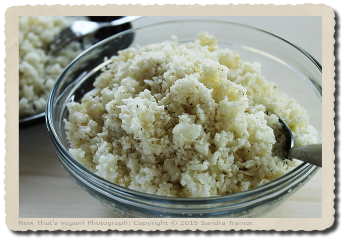 A gluten-free recipe for cauliflower rice.